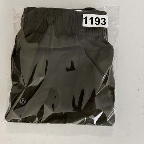 Lululemon Miles Ahead Womens 4 Olive Green Running Shorts Athleisure Sporty Gym - Picture 10 of 10